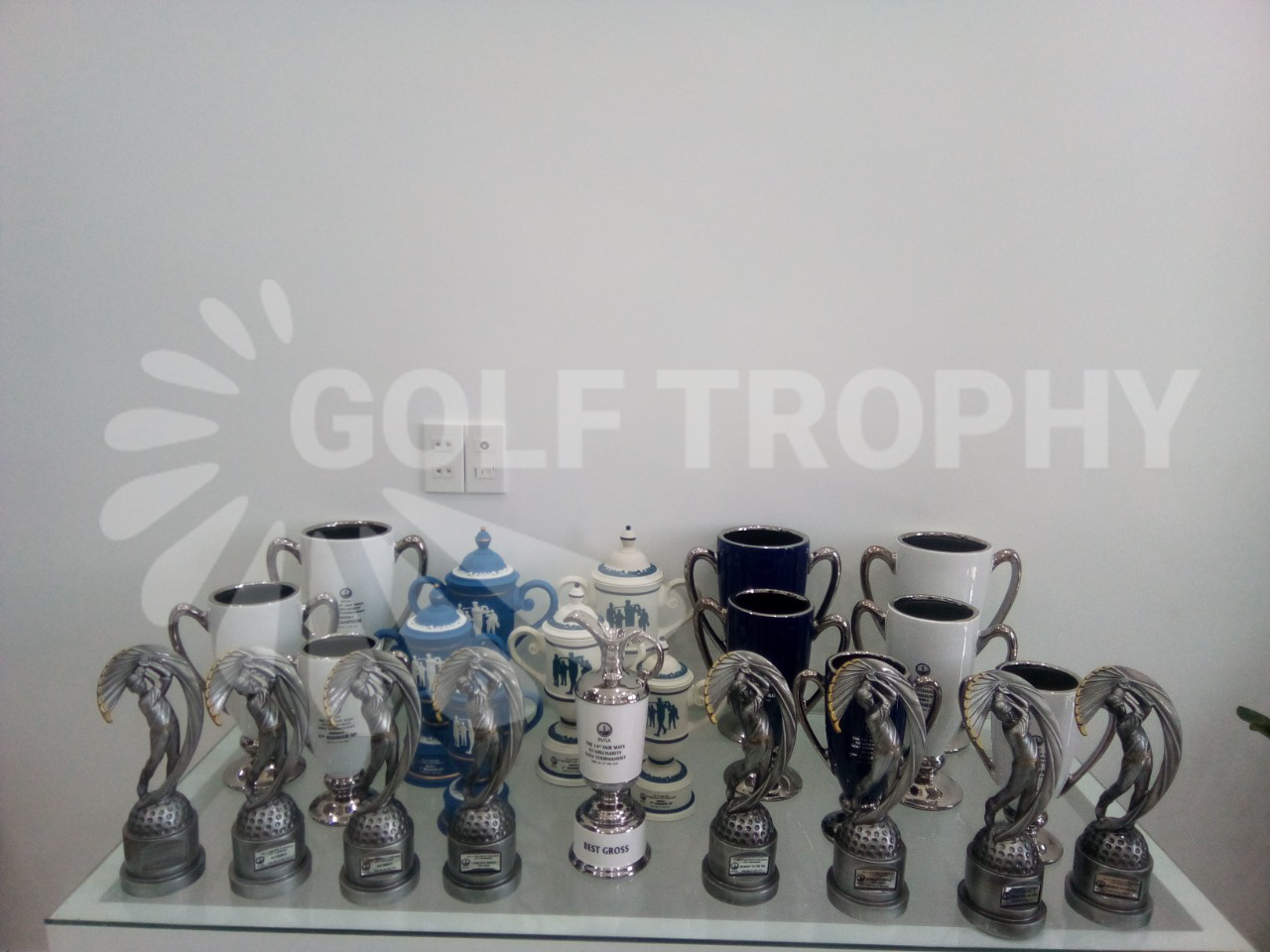 Cúp golf, cúp sứ