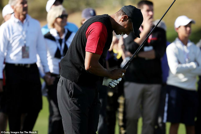 Tiger Woods và Phil Mickelson
